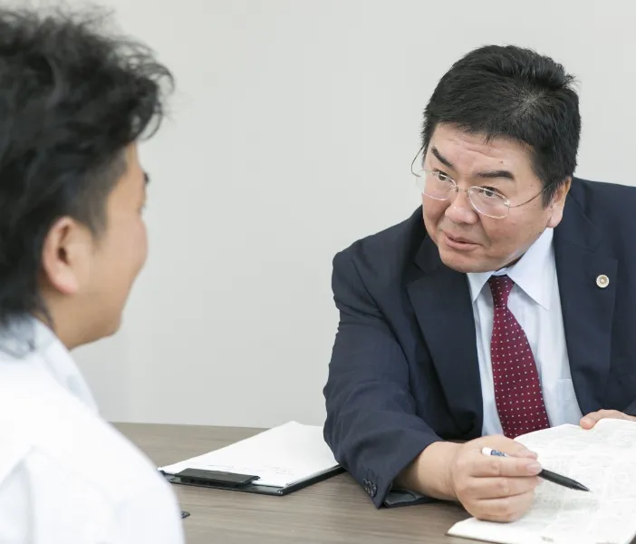 元検察官の弁護士が在籍